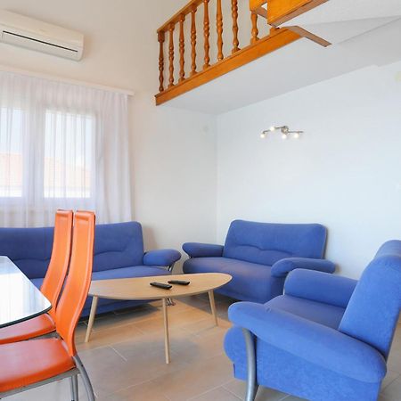 Apartments By The Sea Okrug Donji, Ciovo - 16657 Donji Okrug  الغرفة الصورة