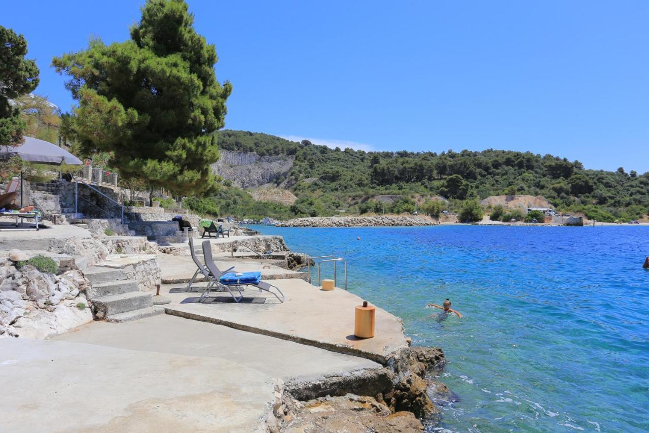 Apartments By The Sea Okrug Donji, Ciovo - 16657 Donji Okrug  المظهر الخارجي الصورة