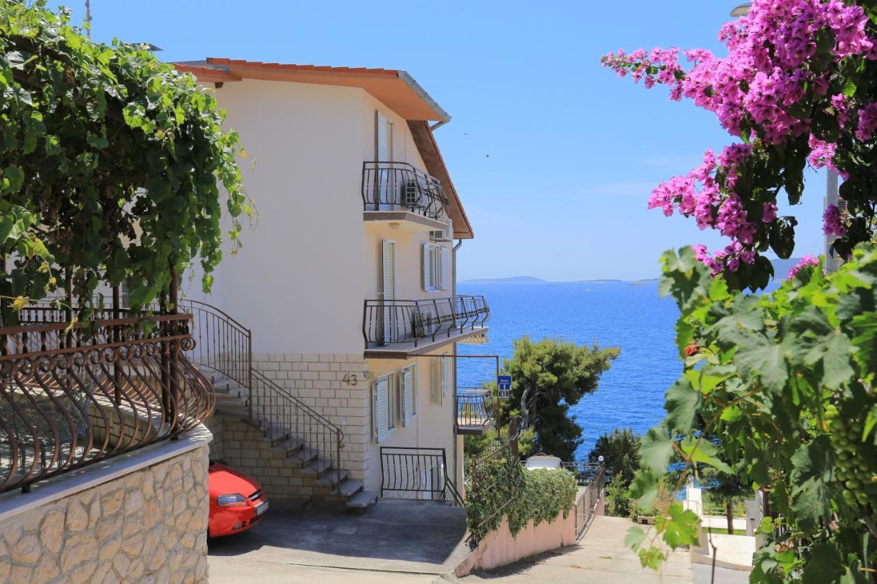 Apartments By The Sea Okrug Donji, Ciovo - 16657 Donji Okrug  المظهر الخارجي الصورة