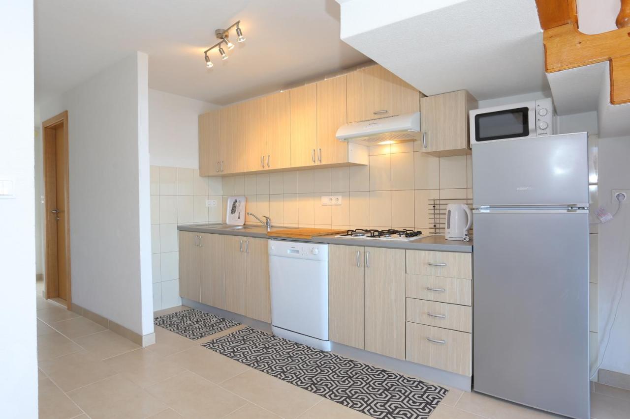 Apartments By The Sea Okrug Donji, Ciovo - 16657 Donji Okrug  المظهر الخارجي الصورة