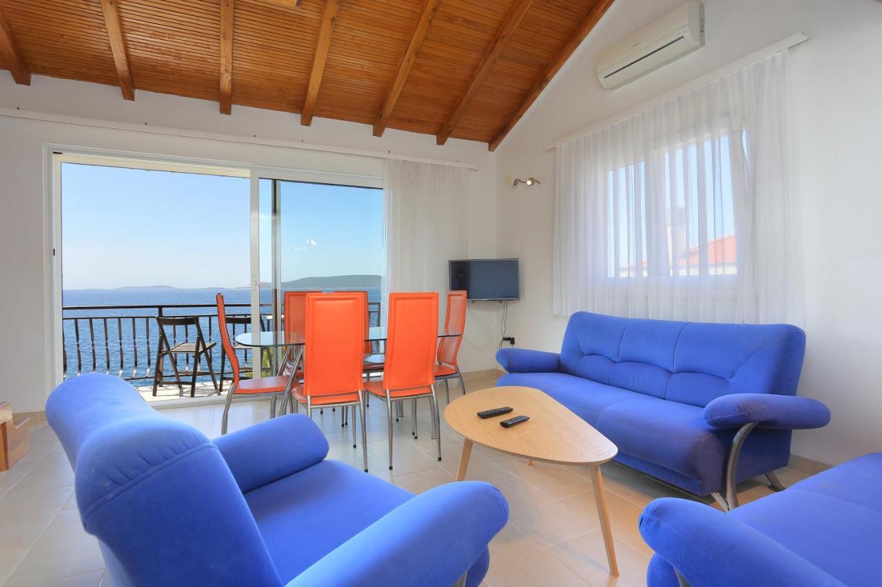 Apartments By The Sea Okrug Donji, Ciovo - 16657 Donji Okrug  المظهر الخارجي الصورة