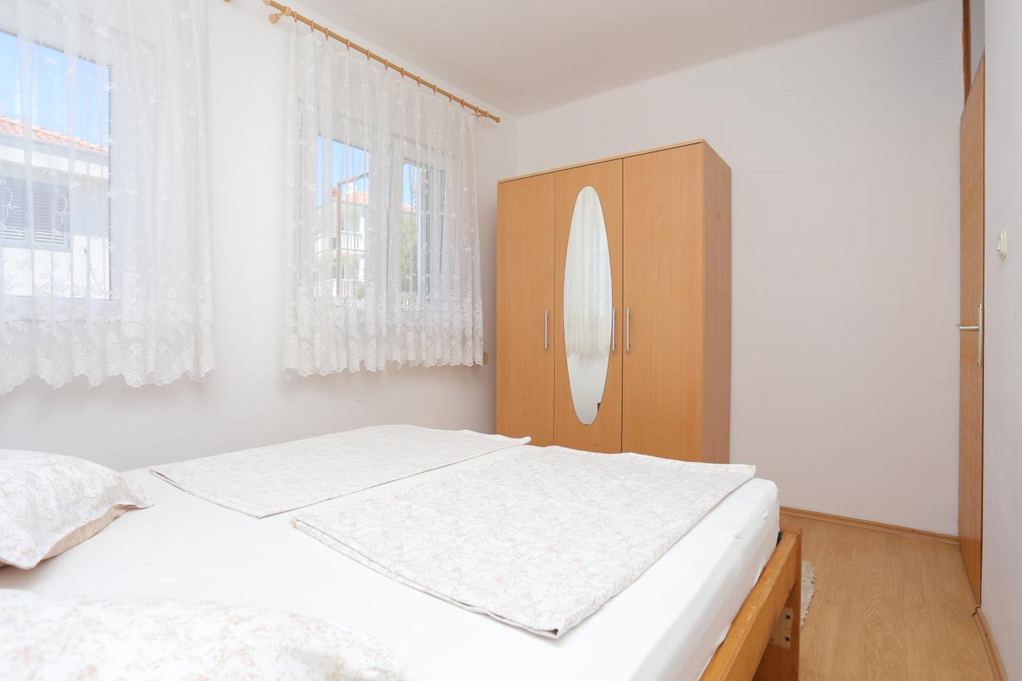 Apartments By The Sea Okrug Donji, Ciovo - 16657 Donji Okrug  الغرفة الصورة