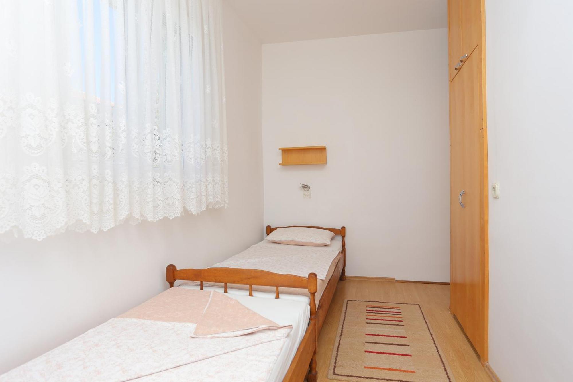 Apartments By The Sea Okrug Donji, Ciovo - 16657 Donji Okrug  الغرفة الصورة