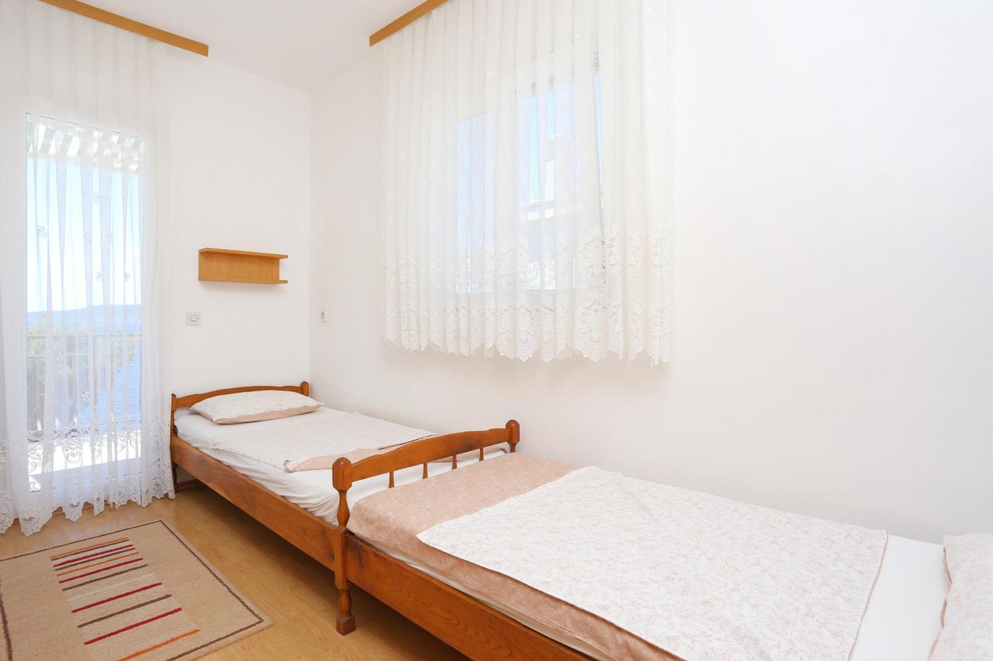 Apartments By The Sea Okrug Donji, Ciovo - 16657 Donji Okrug  الغرفة الصورة